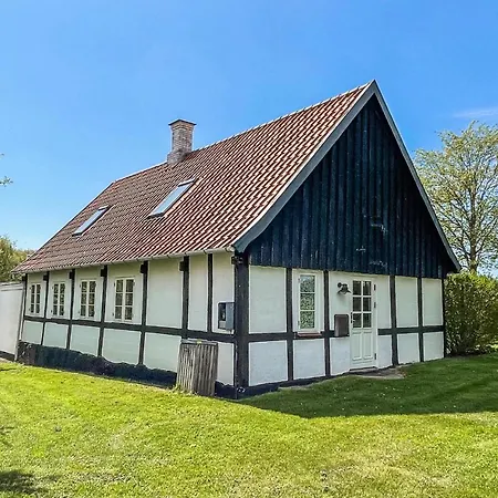 2 Bedroom Gorgeous In