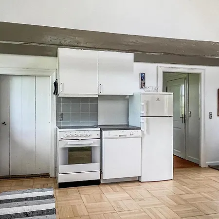 2 Bedroom Gorgeous In Allinge-Sandvig