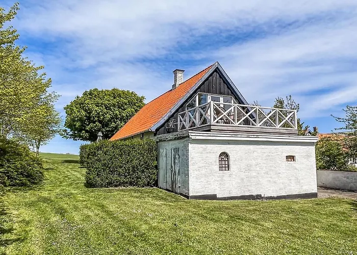 2 Bedroom Gorgeous In Ferienhaus