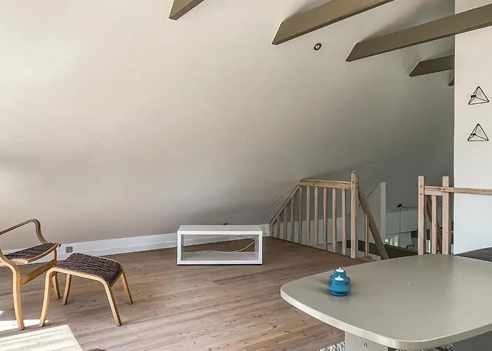 2 Bedroom Gorgeous In *